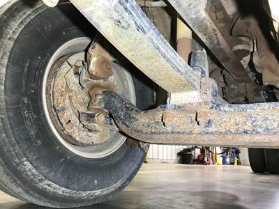 Detroit AF-18.0-5 Front Axle Assembly for a Freightliner M2 106