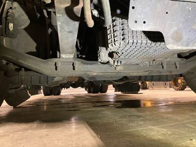 Detroit F-12.5-3N Front Axle Assembly for a Freightliner Cascadia