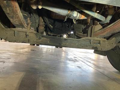 Eaton 971426 Front Axle Assembly for a Kenworth T370