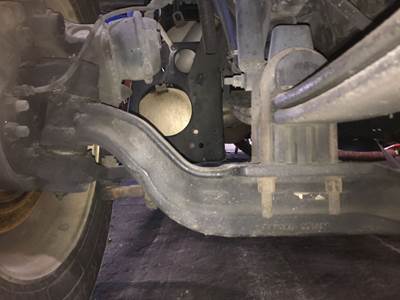 Eaton 971426 Front Axle Assembly for a Kenworth T680