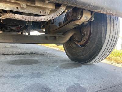 Eaton E-1000I Front Axle Assembly for a International RE3000