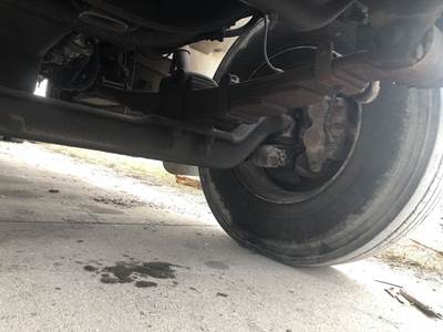 Eaton E-1000I Front Axle Assembly for a International 4700