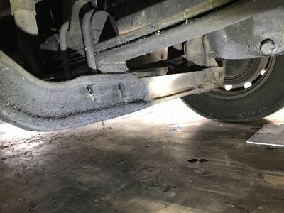 Eaton E-1200I Front Axle Assembly for a Kenworth T2000