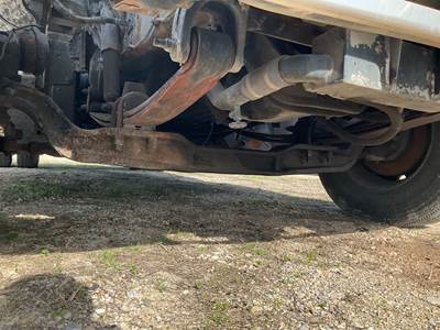 Eaton E-1200I Front Axle Assembly