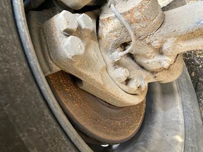 Eaton E-1200W Front Axle Assembly for a International Prostar