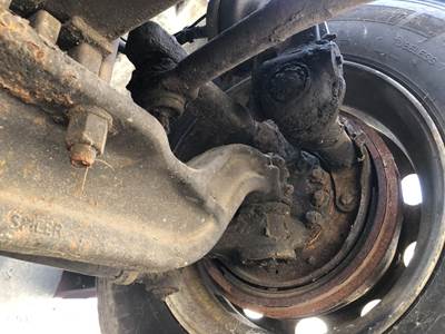 Eaton E-1202I Front Axle Assembly for a Peterbilt 387