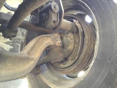 Eaton E-1202I Front Axle Assembly for a Peterbilt 387
