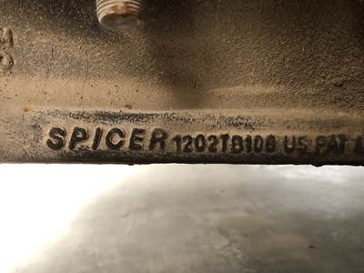 Eaton E-1202I Front Axle Assembly for a Kenworth T2000