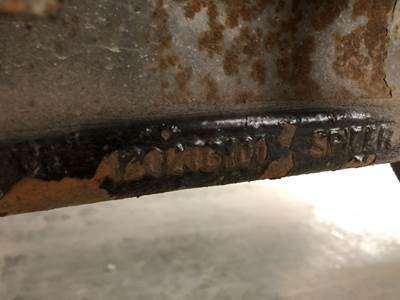 Eaton E-1202I Front Axle Assembly for a Peterbilt 587