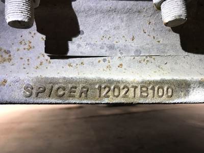 Eaton E-1202I Front Axle Assembly for a Freightliner Columbia 120