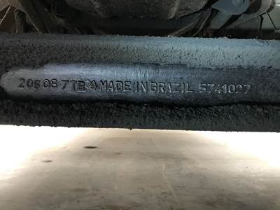 Eaton E-1202I Front Axle Assembly for a Mack CXN