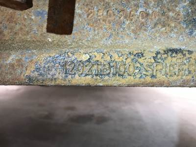 Eaton E-1202I Front Axle Assembly for a Mack CXN