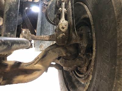 Eaton E-1202I Front Axle Assembly for a Mack CXN