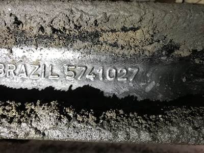 Eaton E-1202I Front Axle Assembly for a Kenworth T600