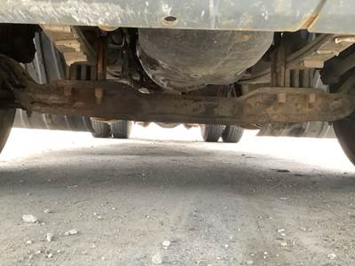 Eaton E-1202I Front Axle Assembly for a Kenworth T680