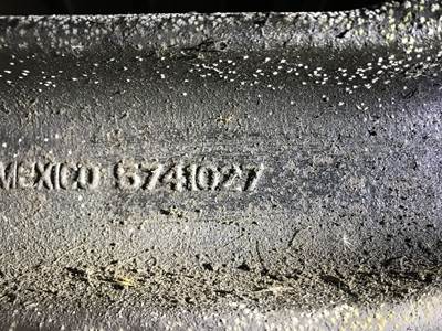 Eaton E-1202I Front Axle Assembly for a International Prostar