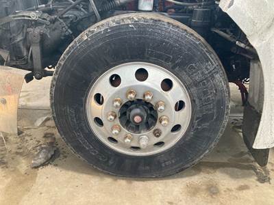 Eaton E-1202I Front Axle Assembly for a Peterbilt 386