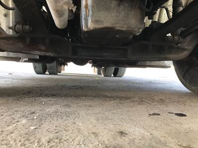 Eaton E-1202I Front Axle Assembly for a International 8600