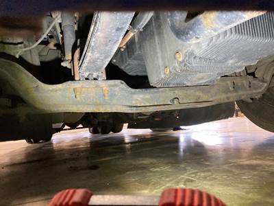 Eaton E-1202I Front Axle Assembly for a Kenworth T680