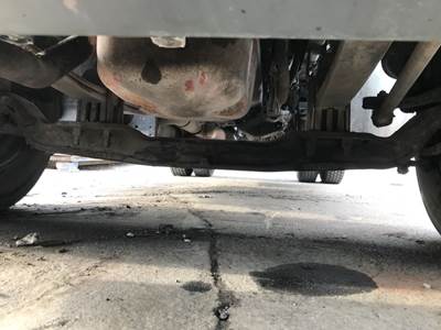 Eaton E-1202I Front Axle Assembly for a Peterbilt 579