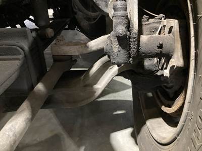 Eaton E-1202I Front Axle Assembly for a International Prostar