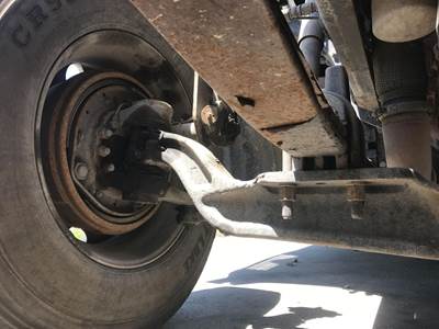 Eaton E-1202I Front Axle Assembly for a Peterbilt 386