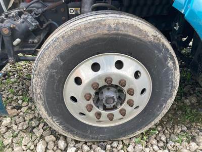 Eaton E-1202I Front Axle Assembly for a Peterbilt 587