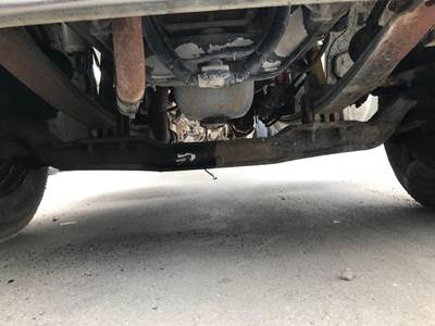 Eaton E-1202I Front Axle Assembly for a Peterbilt 335