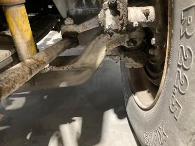 Eaton E-1202I Front Axle Assembly for a International 8600