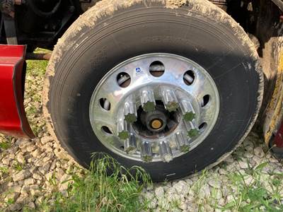 Eaton E-1202I Front Axle Assembly for a Kenworth T700