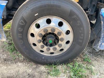 Eaton E-1202I Front Axle Assembly for a Kenworth T600