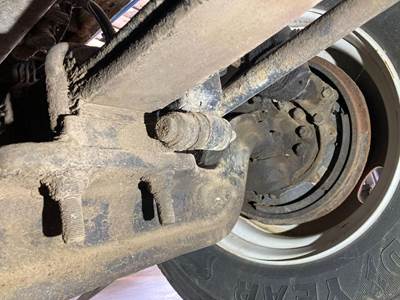 Eaton E-1202I Front Axle Assembly for a International 8600