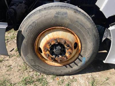 Eaton E-1202I Front Axle Assembly for a Peterbilt 387