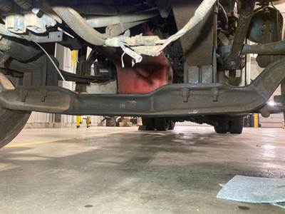 Eaton E-1202I Front Axle Assembly for a Peterbilt 367