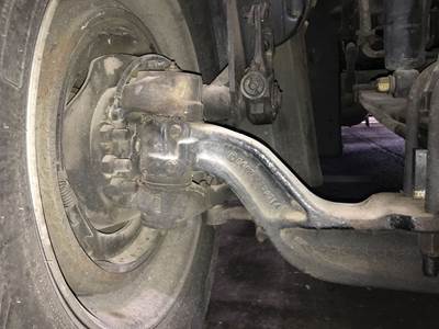 Eaton E-1202I Front Axle Assembly for a Kenworth T680