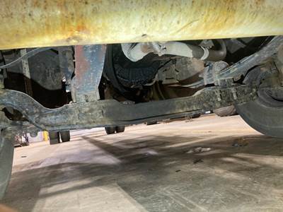 Eaton E-1202I Front Axle Assembly for a Kenworth T270