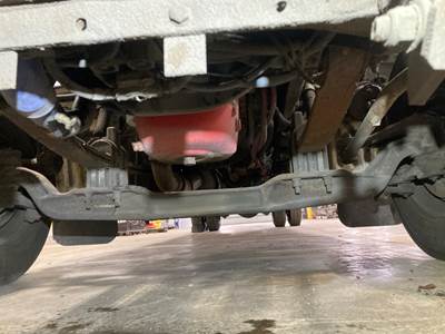 Eaton E-1202I Front Axle Assembly for a Peterbilt 384