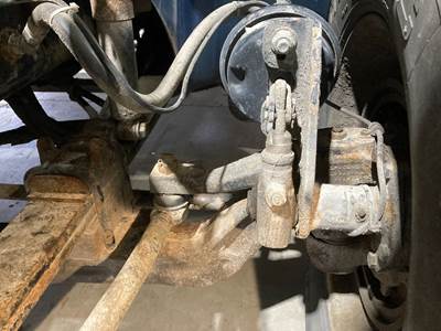 Eaton E-1202I Front Axle Assembly for a International 9200