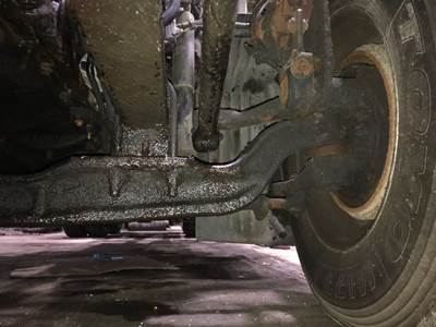 Eaton E-1202I Front Axle Assembly for a Kenworth T660