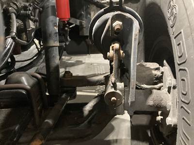 Eaton E-1202I Front Axle Assembly for a Kenworth T270