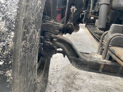 Eaton E-1202I Front Axle Assembly for a Kenworth T680