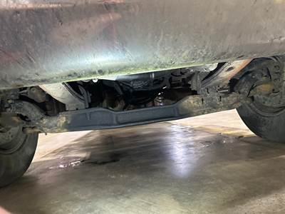 Eaton E-1202I Front Axle Assembly for a Kenworth T370