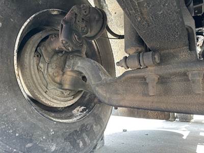 Eaton E-1202I Front Axle Assembly for a International 8600