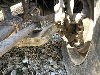 Eaton E-1202I Front Axle Assembly for a Freightliner Columbia 120