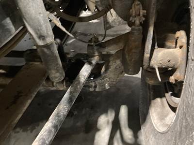 Eaton E-1202I Front Axle Assembly for a International 8600