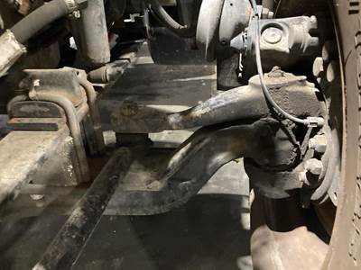 Eaton E-1202I Front Axle Assembly for a International LT