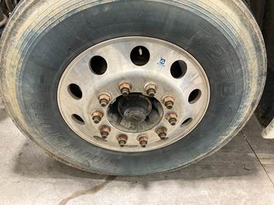 Eaton E-1202W Front Axle Assembly for a Freightliner Columbia 120