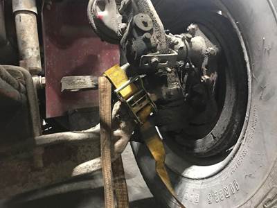 Eaton E-1202W Front Axle Assembly for a International 9200