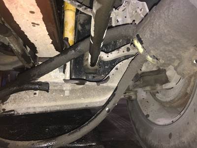 Eaton E-1202W Front Axle Assembly for a International 9400