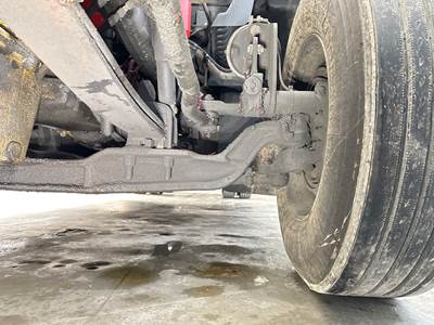 Eaton E-1202W Front Axle Assembly for a Peterbilt 387